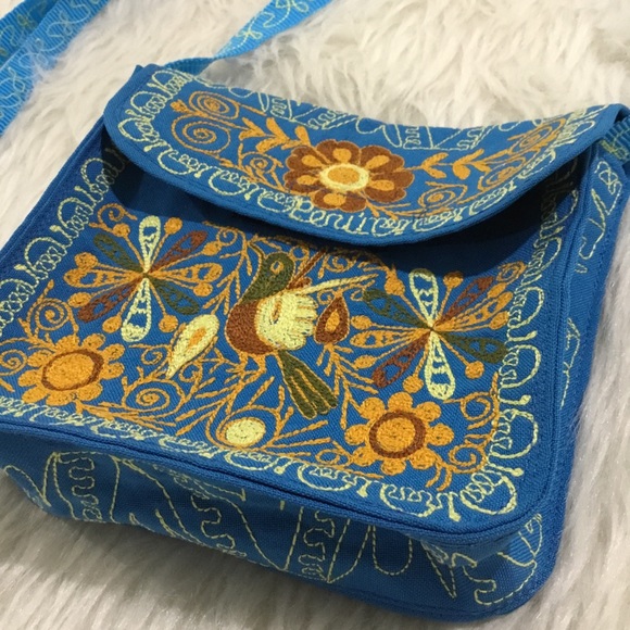 Boho handmade embroidered purse from Peru - Picture 6 of 7
